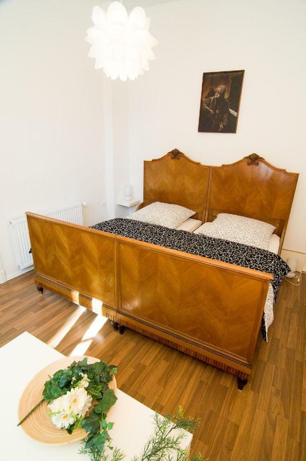 Mehringdamm Apartamento Berlim Exterior foto